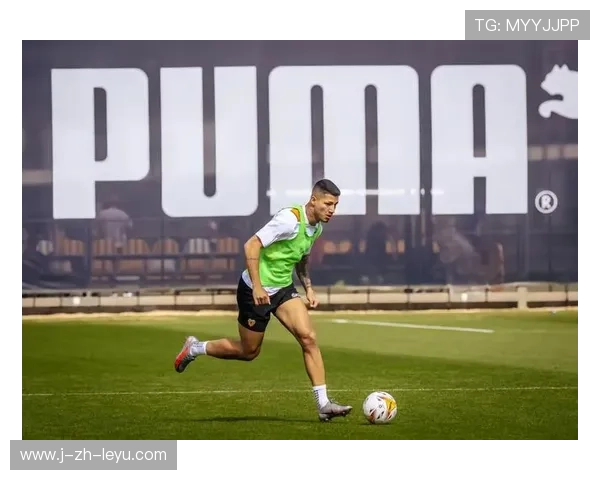 奥林匹亚科斯计划邀请国际教练进行战术展示会